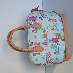 Dooney and Bourke Disney Epcot Flower and Garden NWT purse with straps Mickey